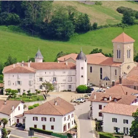 Casa vacanze Maison Confortable à Avec Vue Sur Montagne